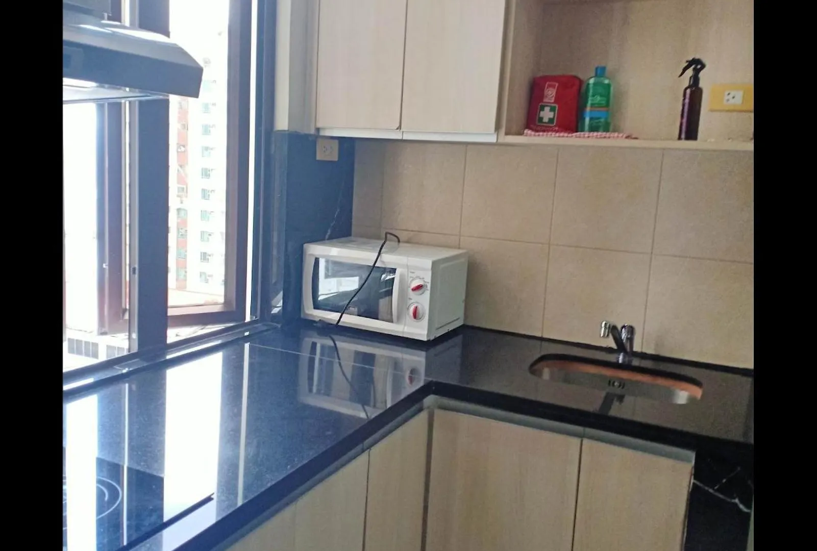 Apartment Manilabay Home
